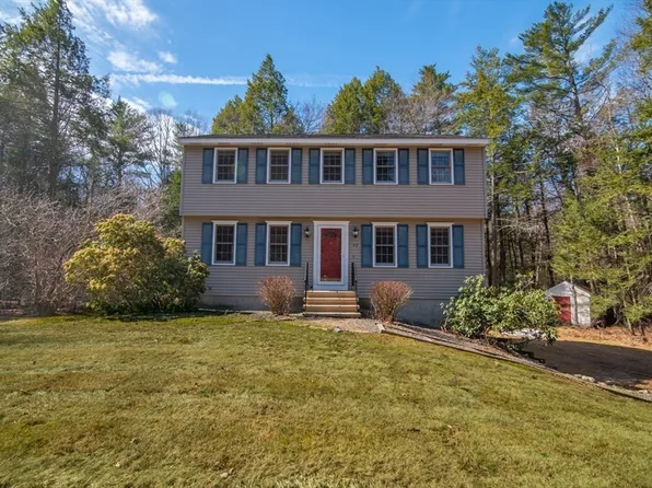 49 Kristin Dr, Derry, NH 03038