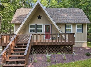 231 W Lake Valley Dr, Hazleton, PA 18202