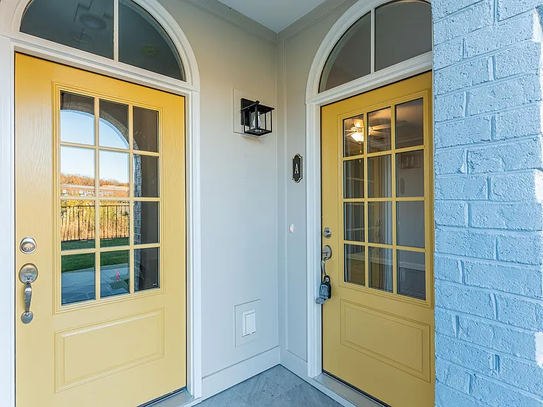 392 Armitage Walk #A — Photo 3