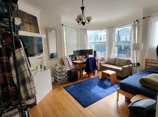 3736 20th St, San Francisco, CA 94110