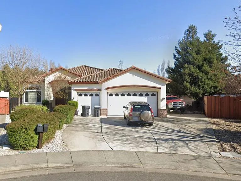 5244 Tapestry Ct — Photo 1