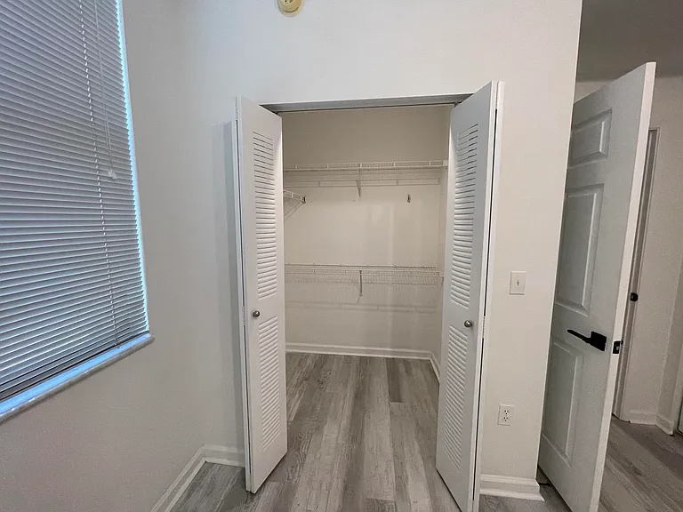 1919 Van Buren St #109A — Photo 14