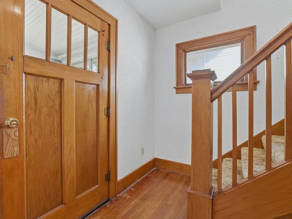 3rd image of 1638 Berkley Ave SW