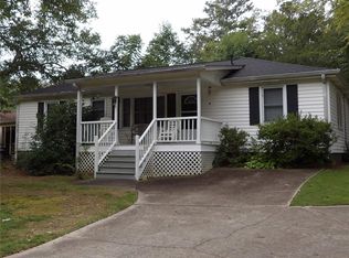 6132 Lynne Cir SW, Mableton, GA 30126