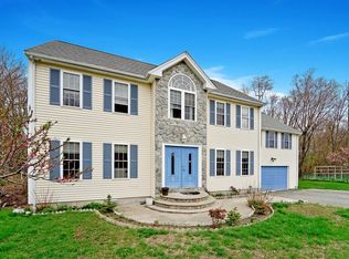 17 Hamilton Way, Holbrook, MA 02343