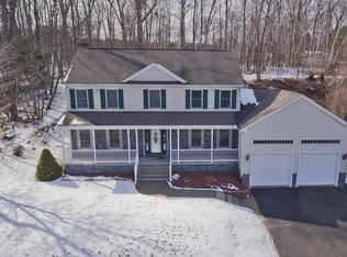 7 Secluded Rdg, Southwick, MA 01077