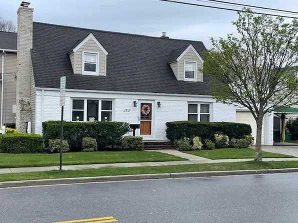 183 Locust Street, Floral Park, NY 11001