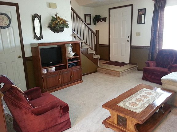 Counter-Clockwise Living Room