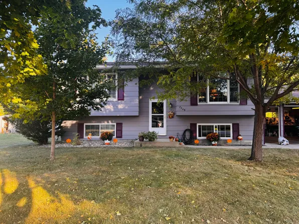 2248 Ohio Ave SW, Huron, SD 57350