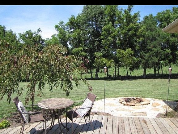 5th image of 158 Estates Dr