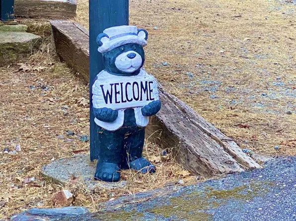 19939 Pine Mountain Dr, Groveland, CA 95321