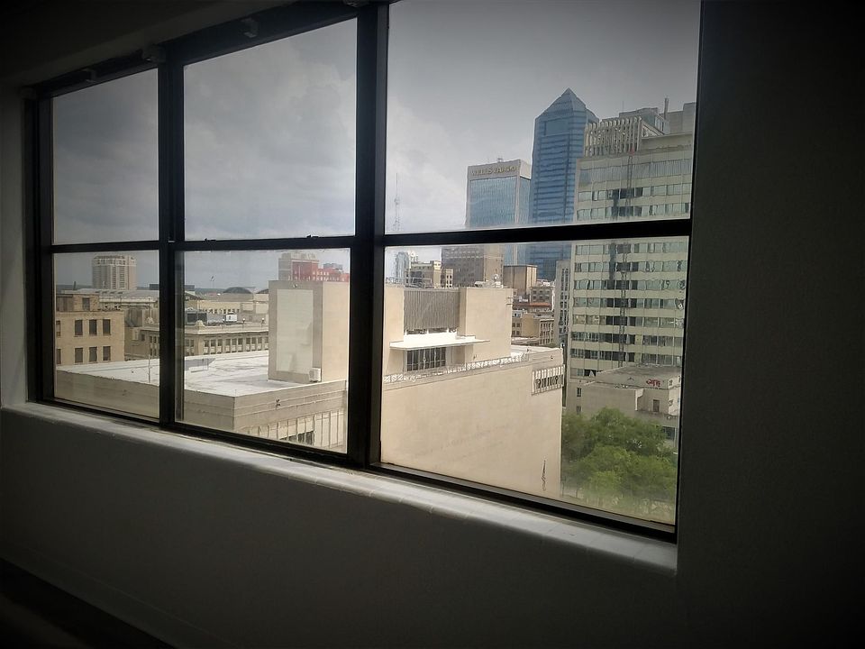 1st image of 311 W Ashley St APT 1001