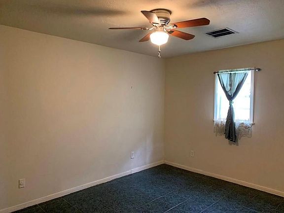 4th image of 7720 Park Vista Dr