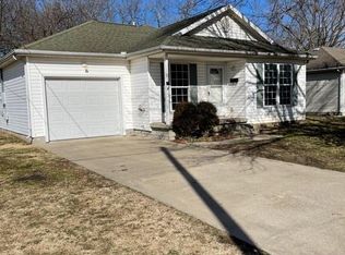 703 E 7th St, Pittsburg, KS 66762