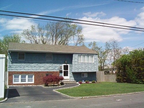1st image of 348 Jervis Ave