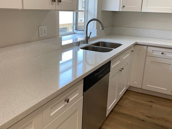 3rd image of 12683 Ferndale Cir