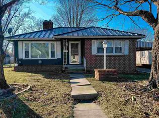 515 N Maple St, Winchester, IN 47394