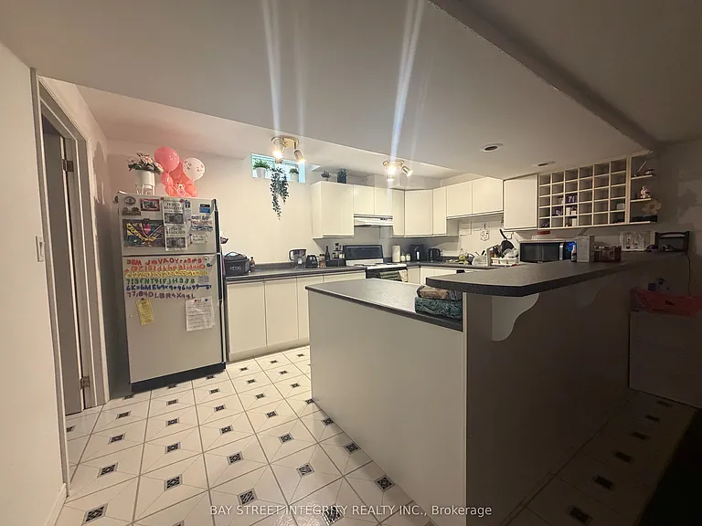 5110 Nishga Ct — Photo 5