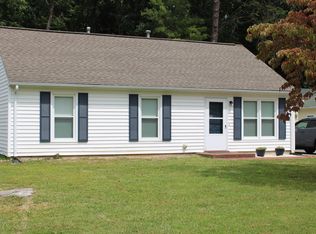 2917 Elderwood Rd, Salem, VA 24153