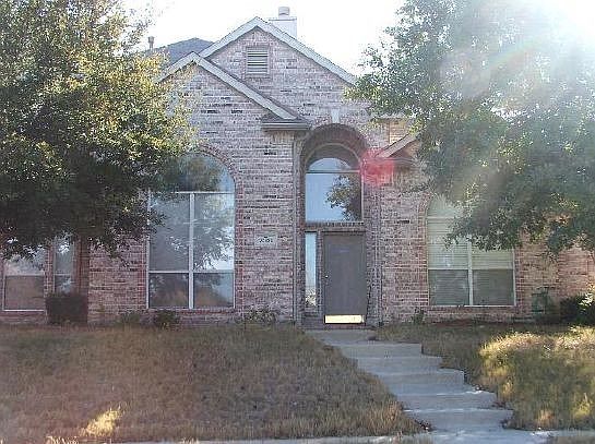 1st image of 7629 Brookview Dr