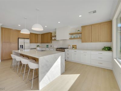 4987 Pensier St, Las Vegas, NV, 89135