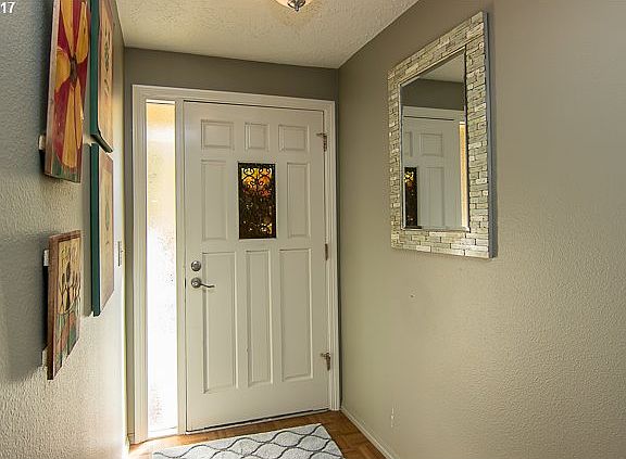 5th image of 3505 NE 38th Ave