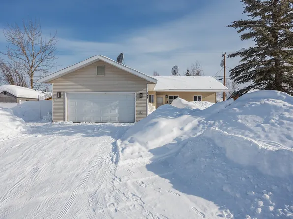 983 Minuteman Loop, North Pole, AK 99705