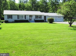 145 Phillips Ln, Bunker Hill, WV