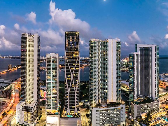 East Night-time views from this unit