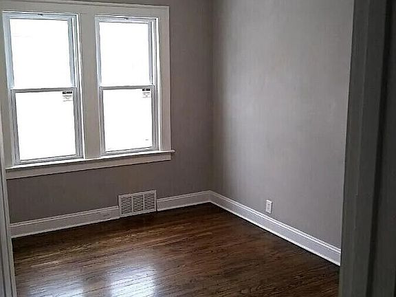 5th image of 38 N Victory St #1