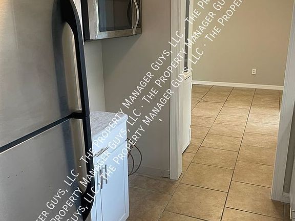 5th image of 2549 Lawler Ln