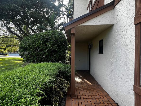 11339 SW 74th Ter