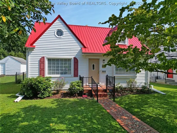 5312 Staunton Ave SE, Charleston, WV 25304