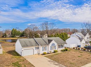 333 Copperfield Dr, Williamstown, NJ 08094