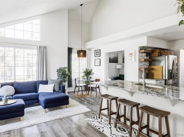 888 S Reed Court #B, Lakewood, CO 80226