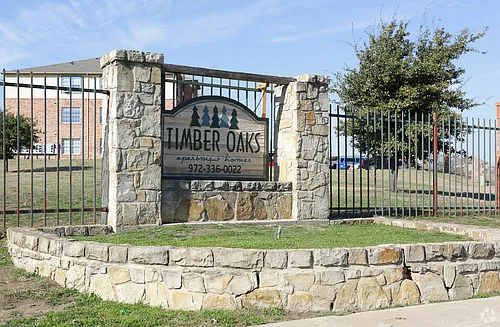 Timber Oaks Apartments Photo 1