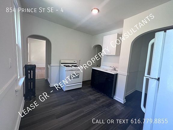 5th image of 854 Prince St SE APT 4