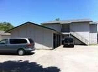 905 Cheatham Ct APT B, Modesto, CA 95351