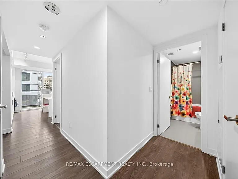 370 Martha St #710 — Photo 35
