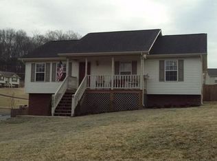 1020 Martins Glen Ln, Gray, TN 37615