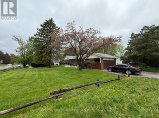 927 Srigley St #BASEMENT, Newmarket, ON L3Y1Y2
