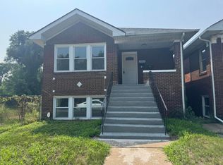 1052 Tyler St, Gary, IN 46402