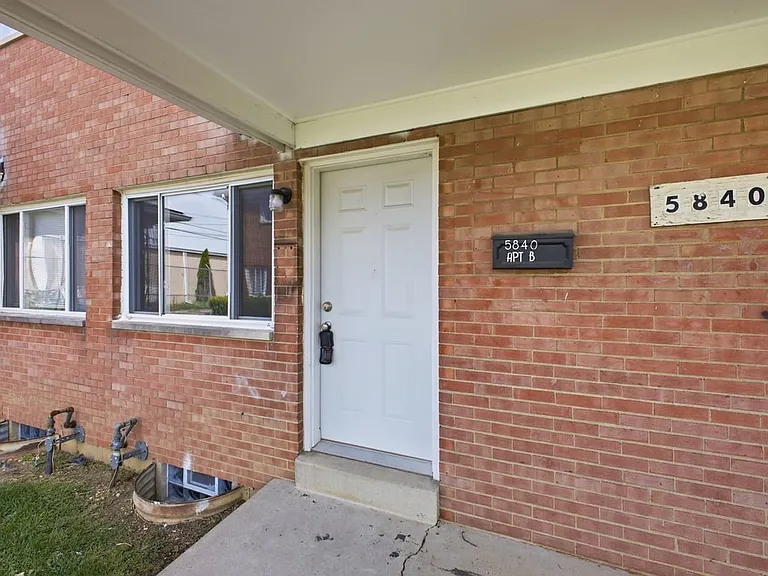 5840 N Meadows Blvd #D — Photo 17