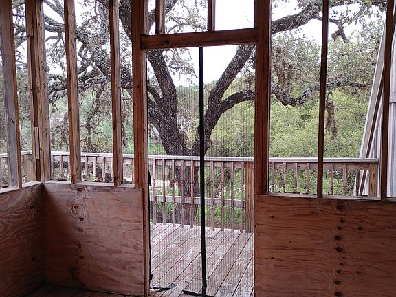 5th image of 929 Red Bluff Ranch Rd