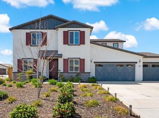 1685 Blossom Way, Dixon, CA 95620