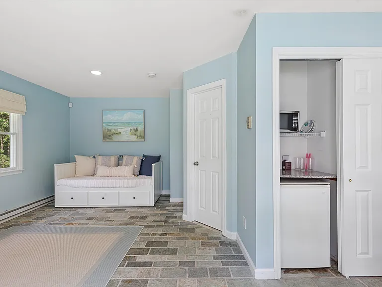 8 Country Ln — Photo 22