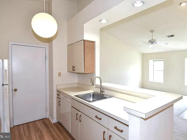 7705 Lafayette Forest Dr #33 — Photo 13