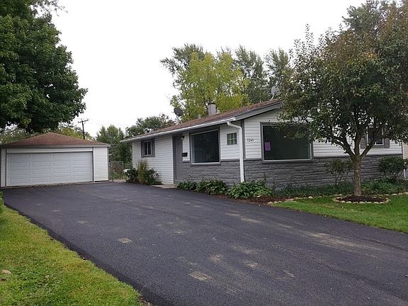 2nd image of 1241 Navajo Dr