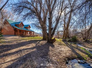 995 Veroske Rd, Manson, WA 98831