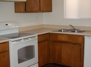 11708 Candelaria Rd NE APT B, Albuquerque, NM 87112